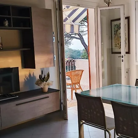 Apartman Elena - View - Private Garage
